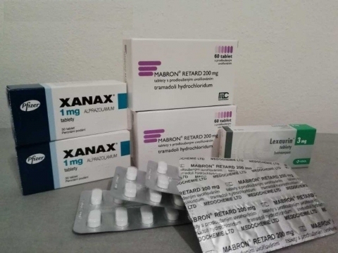 Pirkite Adipex, oksikodoną, Hypnogeną, Stilno, Zolpidemą, Nuerol, Lexaur.